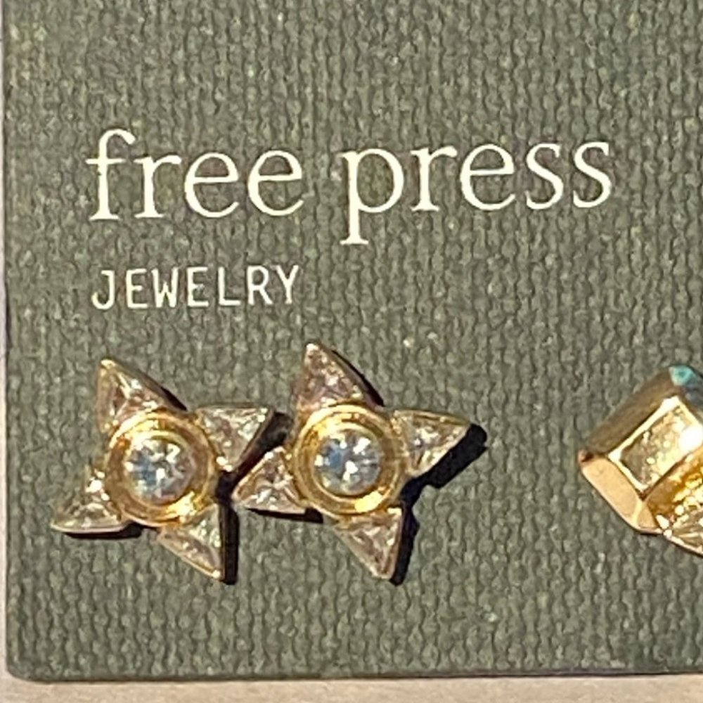 NWT Nordstrom‎ Free Press Set of Three Pairs of Earrings Studs Beaded Hoop Boho - Picture 4 of 6